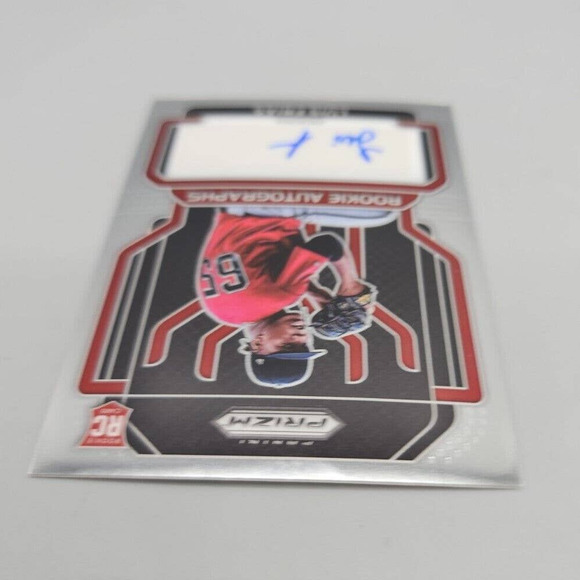 Luis Frias Arizona Diamondbacks 2022 Panini Prizm Rookie Autographed RC #RA-LF - Picture 5 of 6